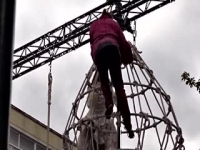 Darstellende Kunst In Watford Town High Street hohe Luftakrobatik Show