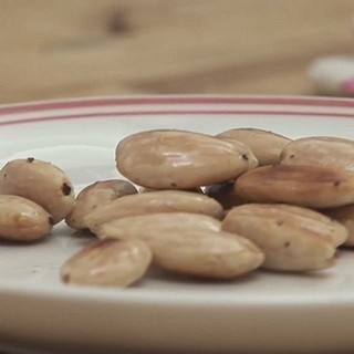 How To Roast Almonds