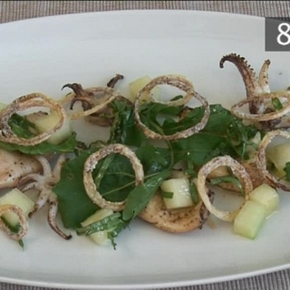 How To Make Barbecue Calamari With Crispy Onion