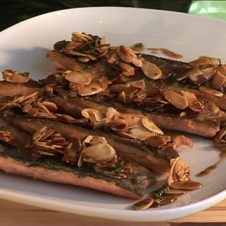 How To Make Honey Glazed Almond Trout