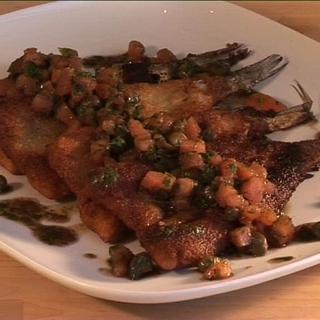 How To Make Crispy Whiting With Tomato Sauce