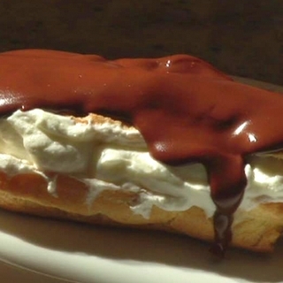 How To Make Chocolate Eclairs