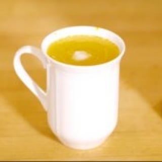 Super Easy Turmeric Ginger Tea Recipe