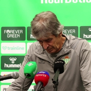 Betis manager Manuel Pellegrini on Liverpool pre season game - English