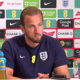 Carsley and Kane on England facing Finland and Kane's 100th cap