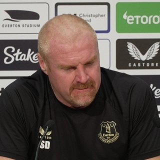 Need to show reaction to late Bournemouth defeat - Dyche