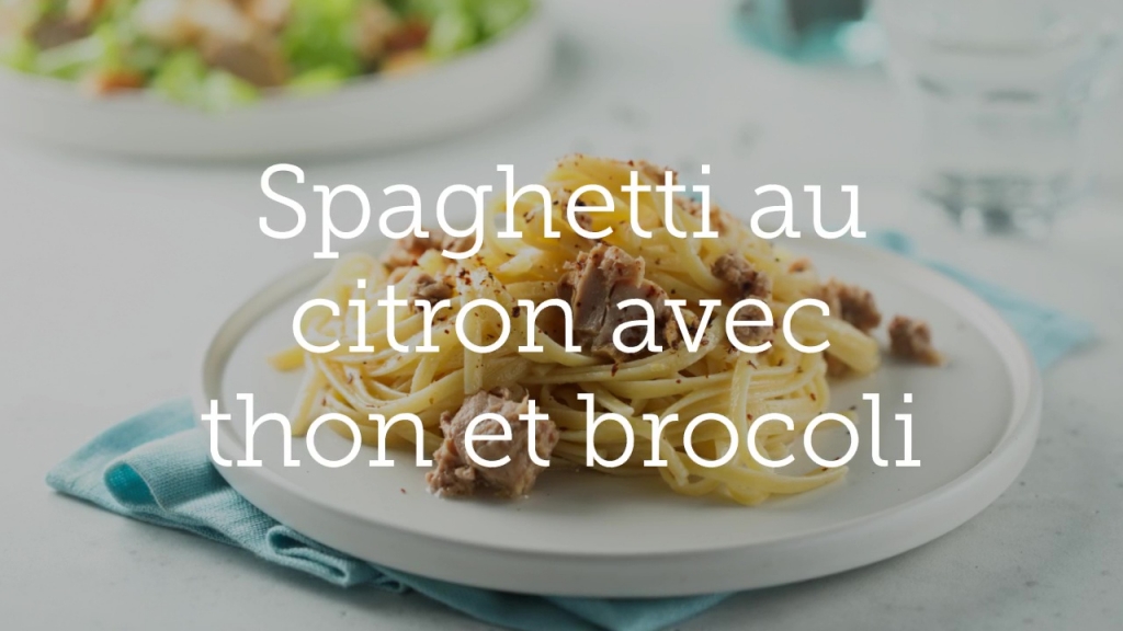 Spaghetti au citron avec thon et brocoli