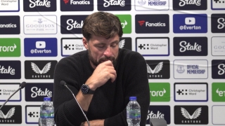 Martin reacts to Southampton's penalty shoot-out win over Everton