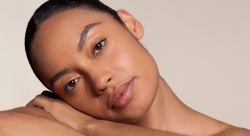 Want healthy skin? Here are 6 things a dermatologist would *never* do.