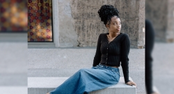 Are you a chronic overthinker? Here's how to stay calm, according to therapists