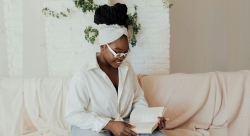 Digital Boundaries: How to stop work and social media from stealing your evenings