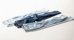 Skinny jeans CAN look cool in 2026. If you style them like this.