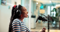 Here's how to market yourself without it feeling super cringey